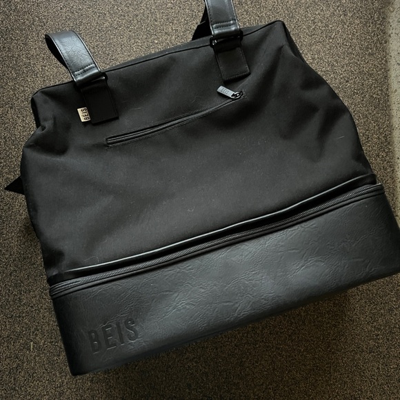 Beis The Convertible Mini Weekender in Black - Picture 9 of 10